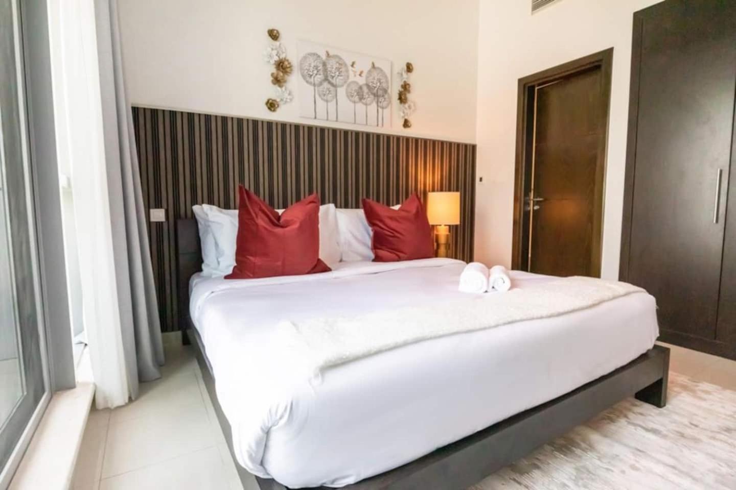 Luxurious 1 Bedroom Apartment In The Dubai Marina! Exterior foto